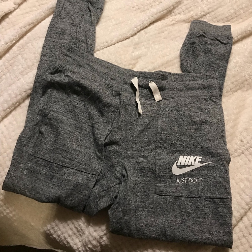 Nike joggers